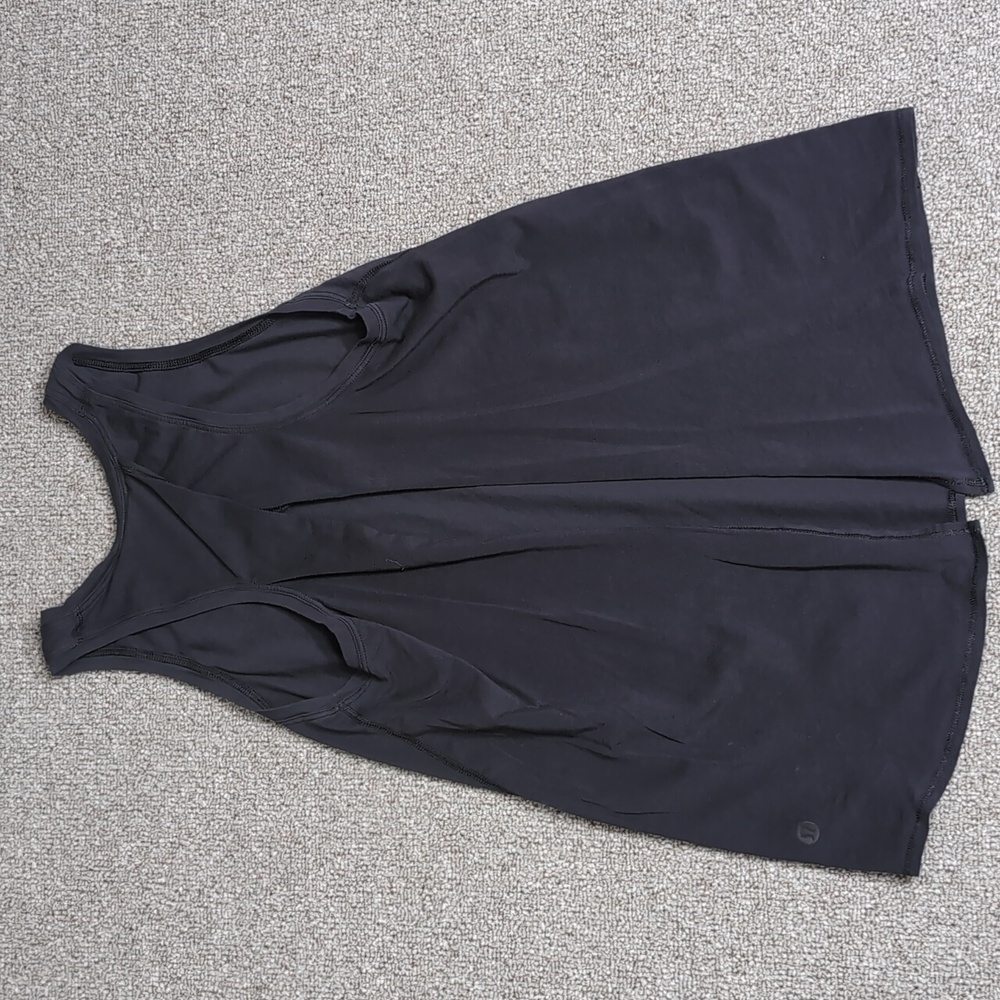 Lululemon Lightweight Split-Back Training Tank To… - image 3